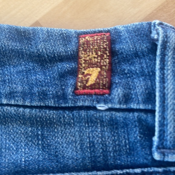 For all mankind size 31 great condition - Picture 4 of 8